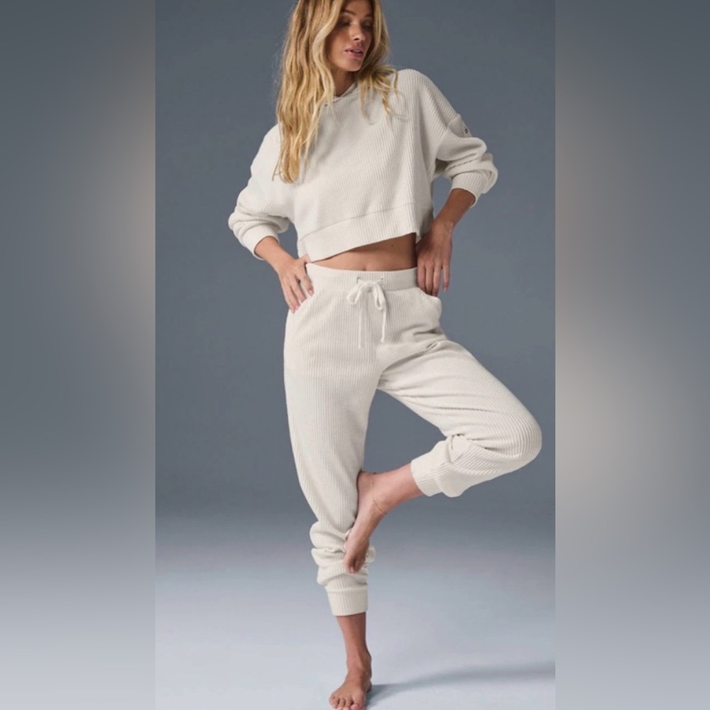 Cozy Cream Ribbed Lounge Set
